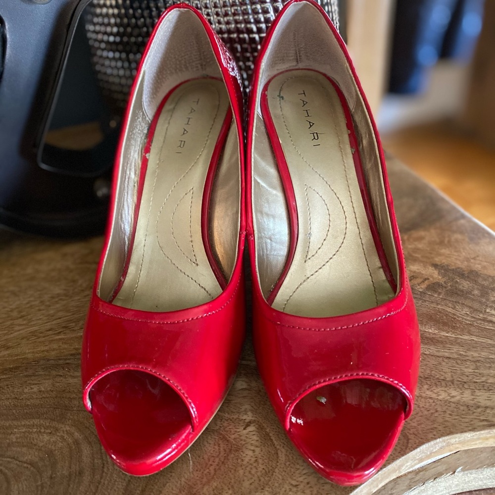 Tahari cherry red wedge-size 8M